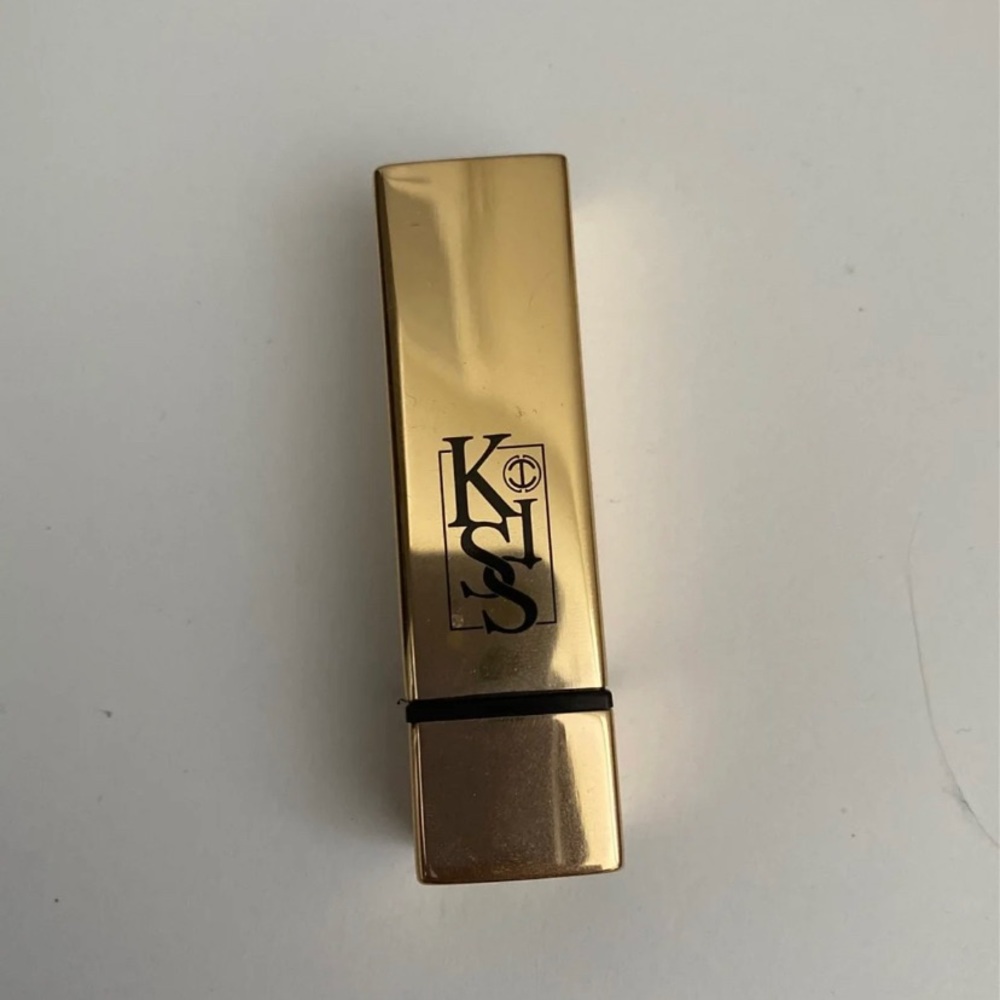 lipstick